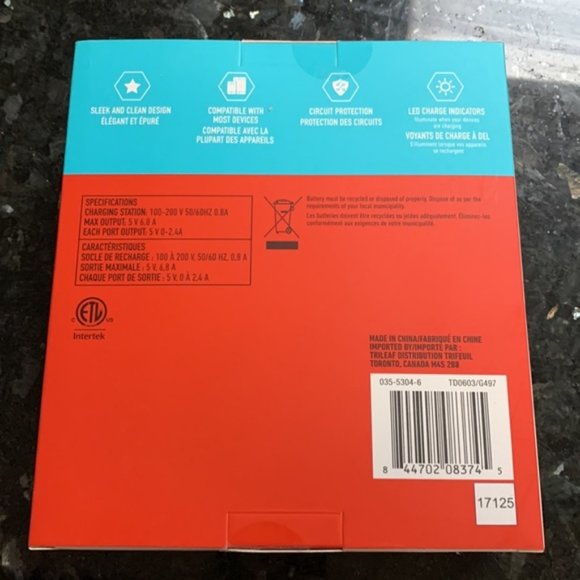 New sealed Bluehive 4-port Power Station - Picture 2 of 4